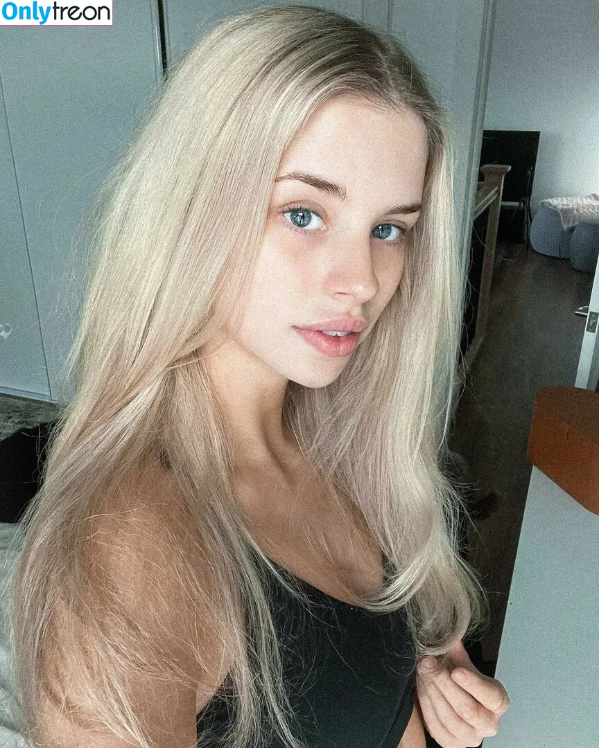 Berticuss nude photo #0080 (Britnyellen)