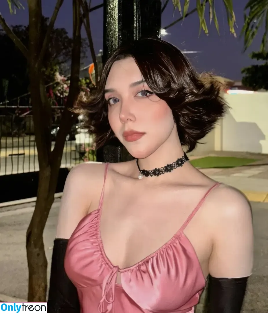 Bethcast nude photo #0016 (Bethcast)