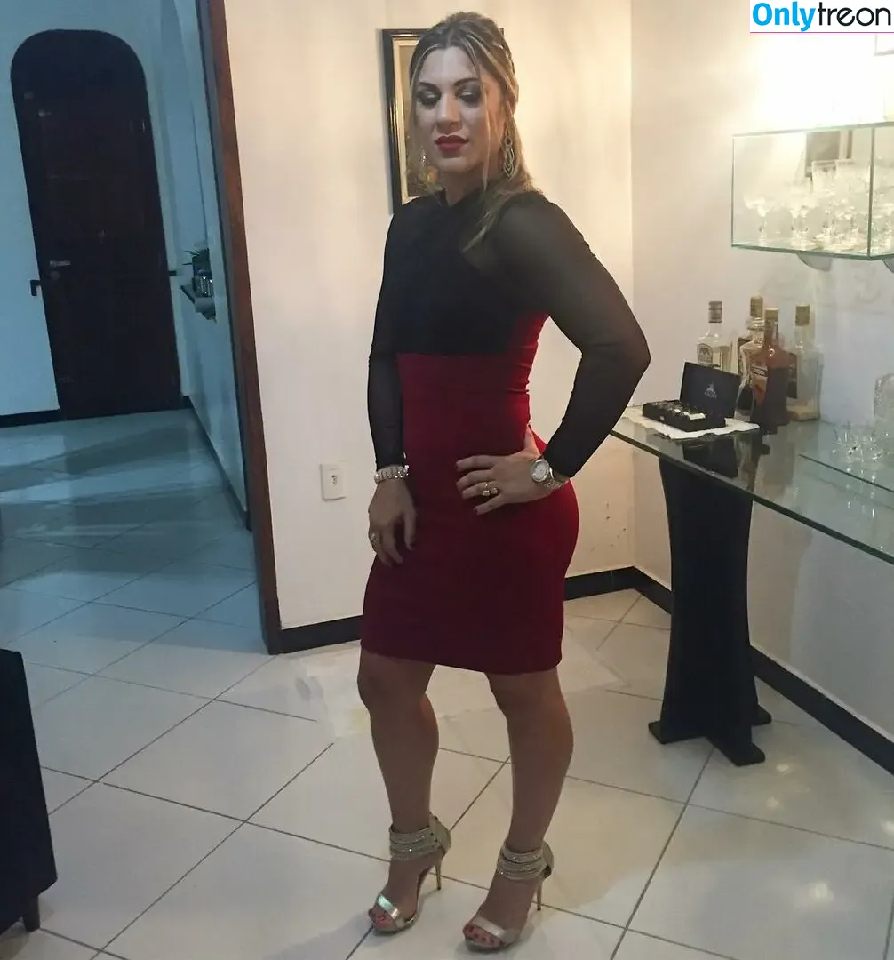 Bethe Correia nude photo #0172 (bethecorreia)