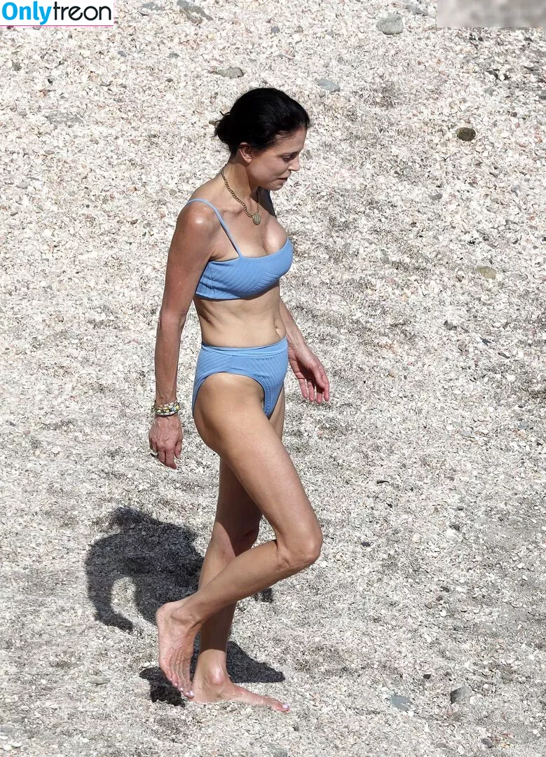 Bethenny Frankel nude photo #0031 (bethenny / bethennyfrankel)