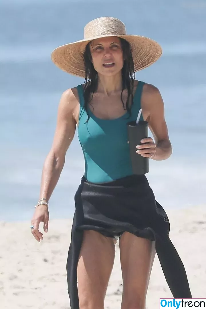 Bethenny Frankel nude photo #0100 (bethenny / bethennyfrankel)