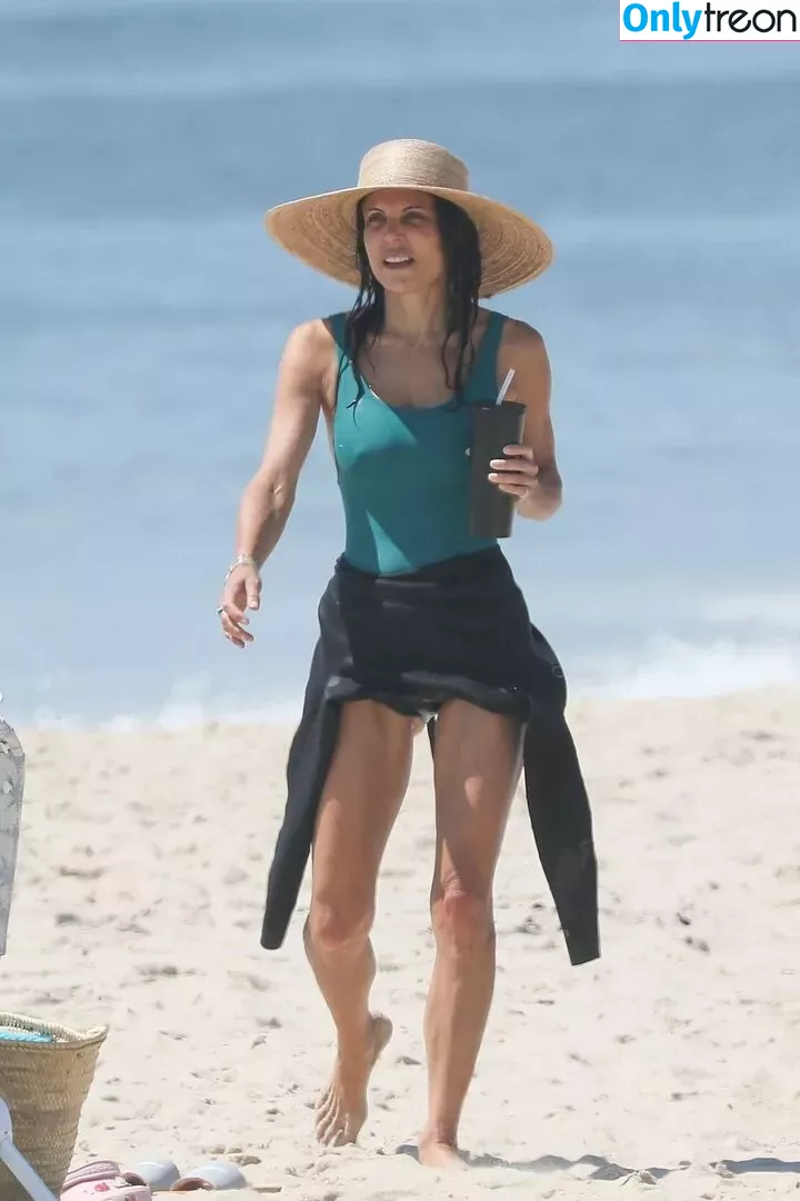 Bethenny Frankel nude photo #0108 (bethenny / bethennyfrankel)