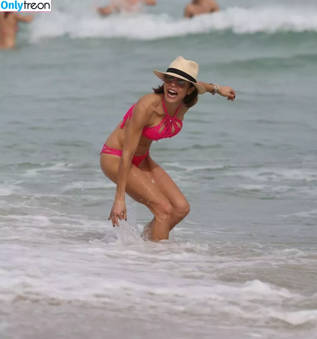 Bethenny Frankel nude photo #0118 (bethenny / bethennyfrankel)