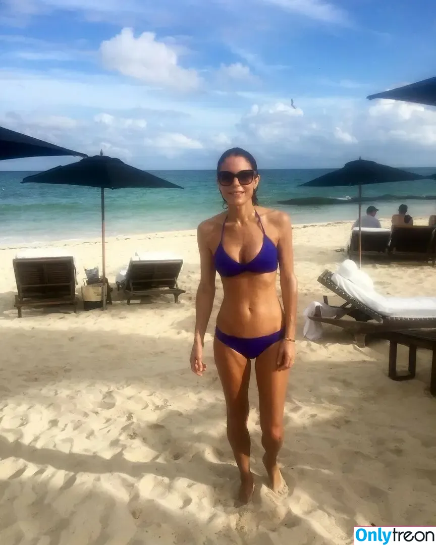 Bethenny Frankel nude photo #0474 (bethenny / bethennyfrankel)