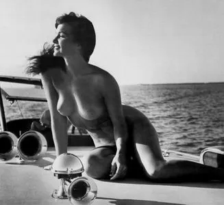 Bettie Page / bettie.page.xo / bettiepage nude photo #0043