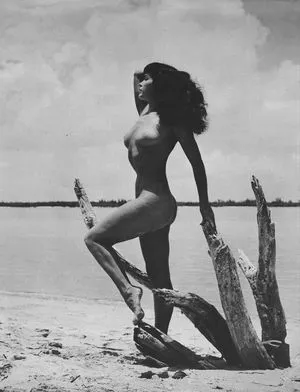 Bettie Page / bettie.page.xo / bettiepage nude photo #0108