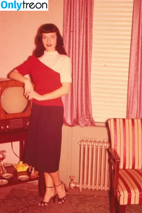 Bettie Page nude photo #0037 (bettie.page.xo / bettiepage)