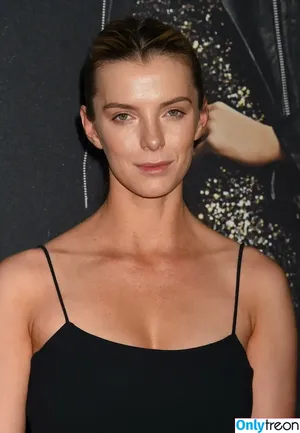 Betty Gilpin / voldemortbarbieclown nude photo #0219