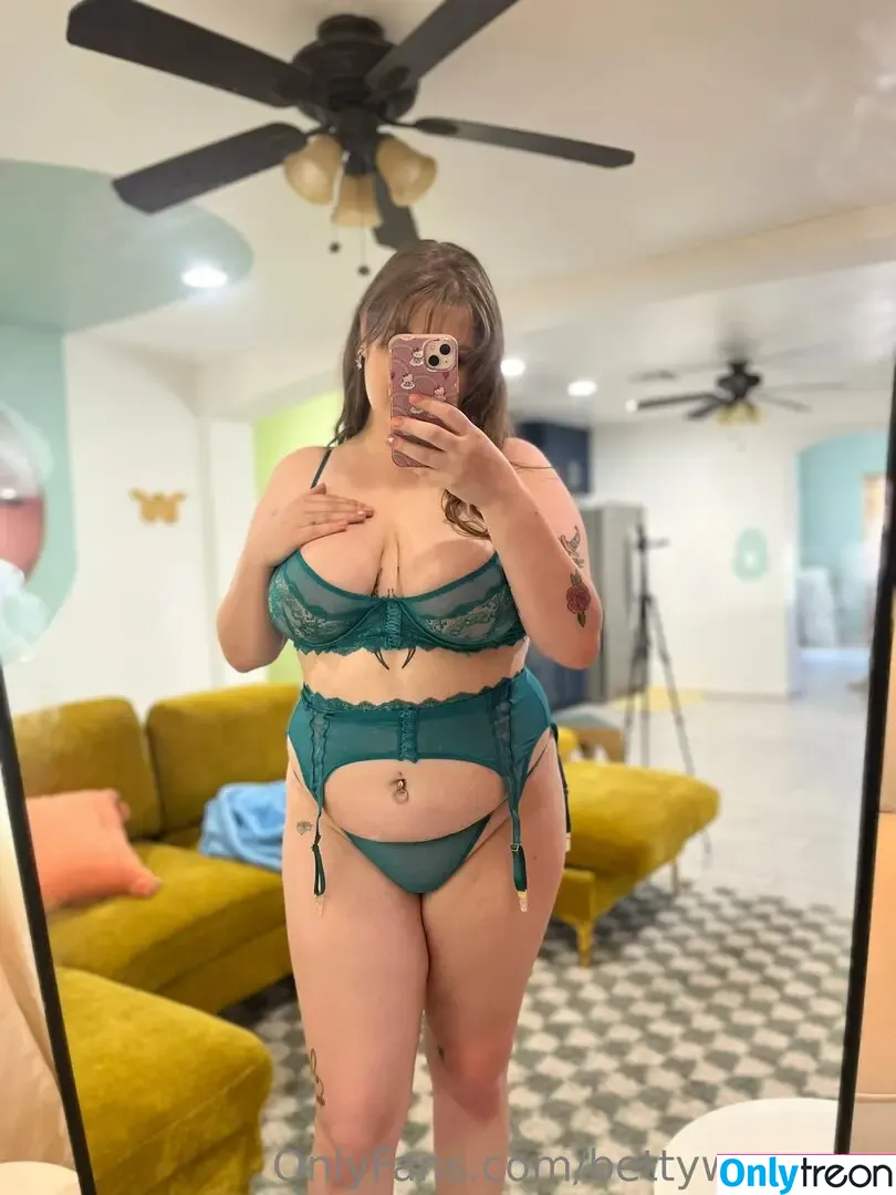 bettywoopxxx nude photo #0036 (bettyboop0722)
