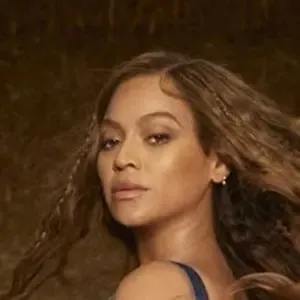 Beyonce / beyoncenavago nude photo #0004