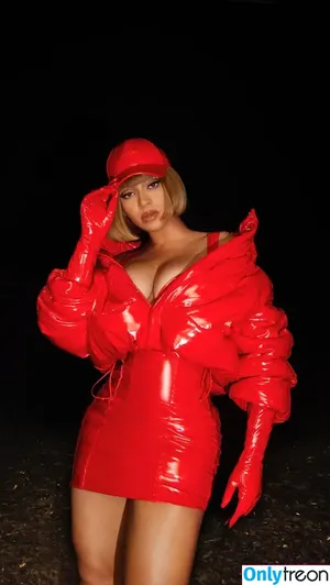 Beyonce / beyoncenavago nude photo #0025