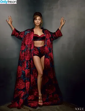 Beyonce / beyoncenavago nude photo #0195