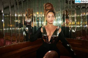 Beyonce / beyoncenavago nude photo #0206