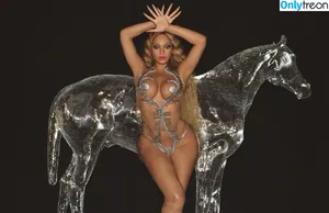 Beyonce / beyoncenavago nude photo #0208