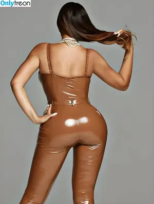 Beyonce / beyoncenavago nude photo #0266