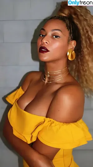 Beyonce / beyoncenavago nude photo #0290