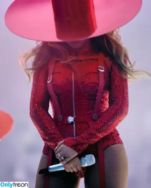 Beyonce / beyoncenavago nude photo #0377