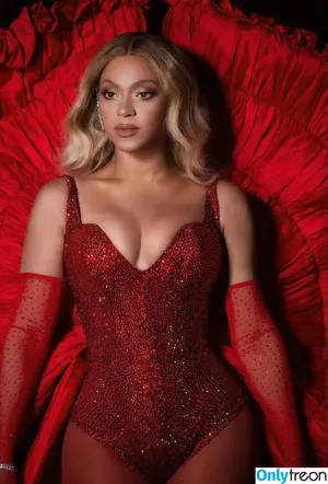 Beyonce / beyoncenavago nude photo #0673