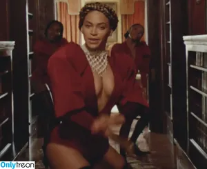 Beyonce / beyoncenavago nude photo #0813