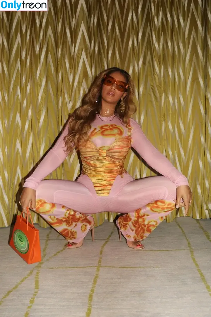 Beyonce nude photo #0108 (beyoncenavago)