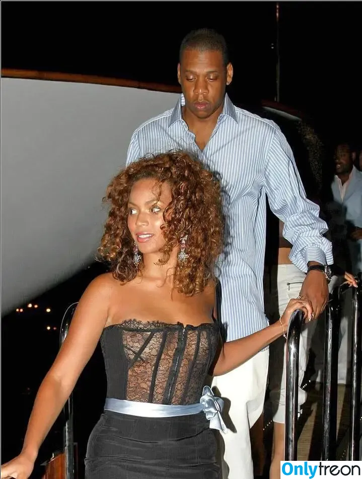 Beyonce nude photo #0148 (beyoncenavago)