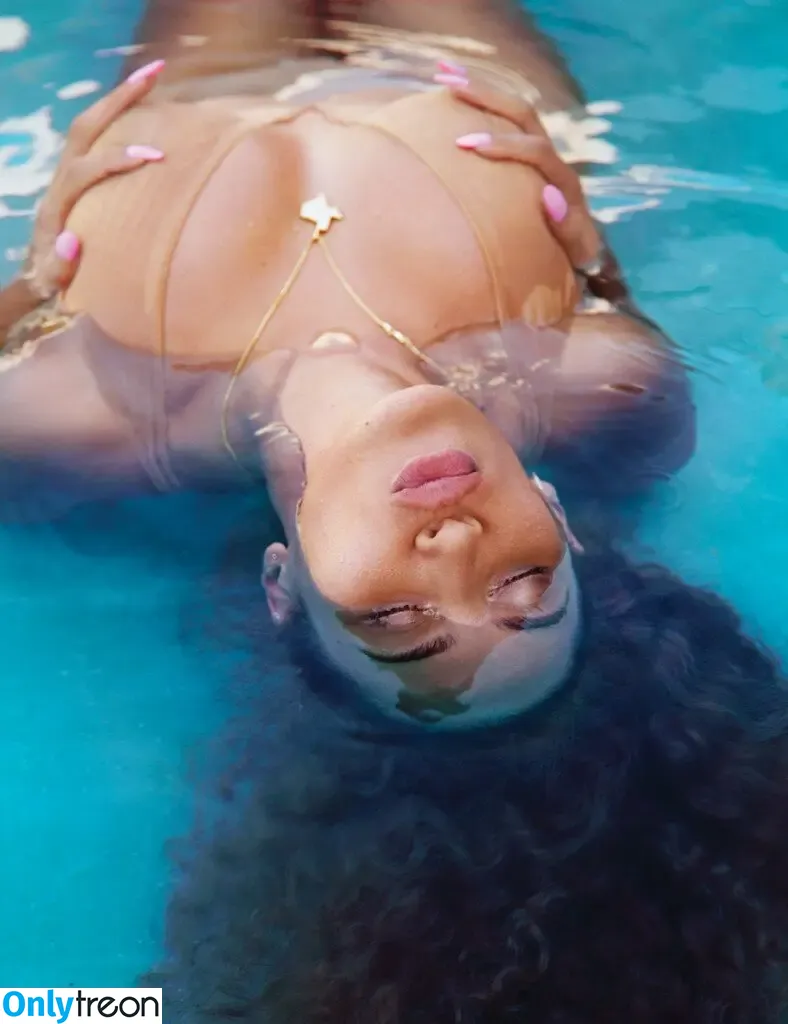 Beyonce nude photo #0178 (beyoncenavago)