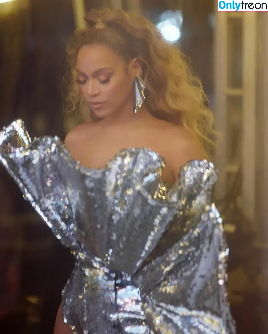 Beyonce nude photo #0443 (beyoncenavago)