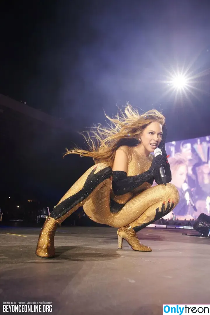 Beyonce nude photo #0457 (beyoncenavago)