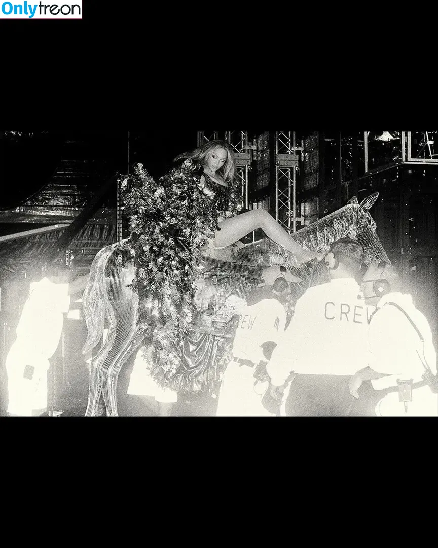 Beyonce nude photo #0530 (beyoncenavago)