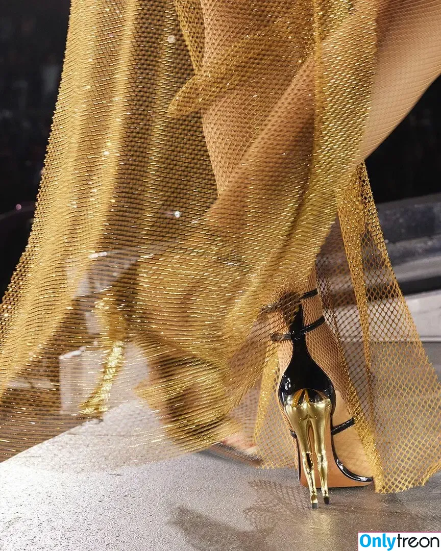 Beyonce nude photo #0546 (beyoncenavago)