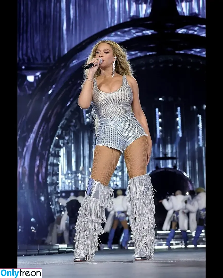 Beyonce nude photo #0550 (beyoncenavago)