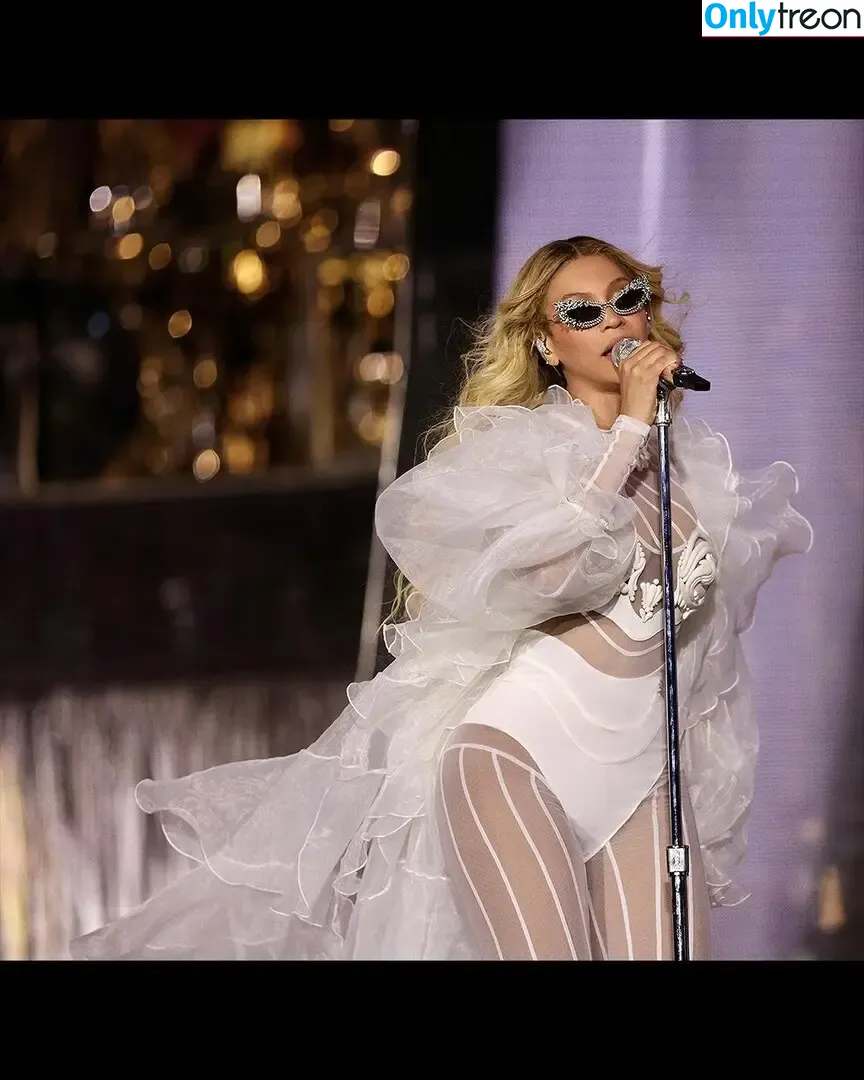 Beyonce nude photo #0606 (beyoncenavago)
