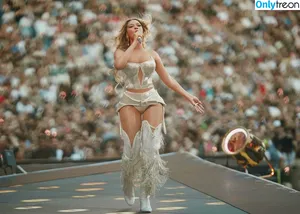Beyonce / beyoncenavago nude photo #1407