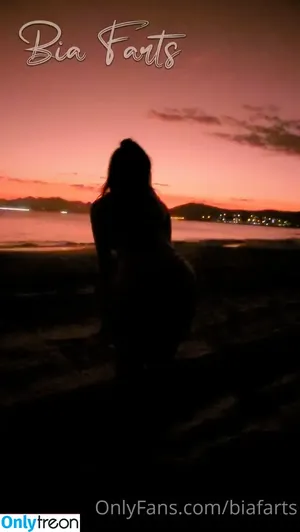 bia.farts / bia_farts / emiliafarts nude photo #0041