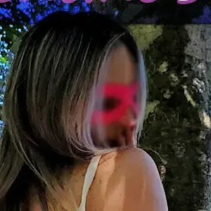 bia.farts / bia_farts / emiliafarts nude photo #0069