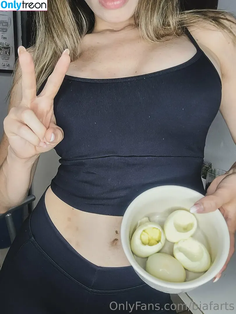 bia.farts nude photo #0064 (bia_farts / emiliafarts)
