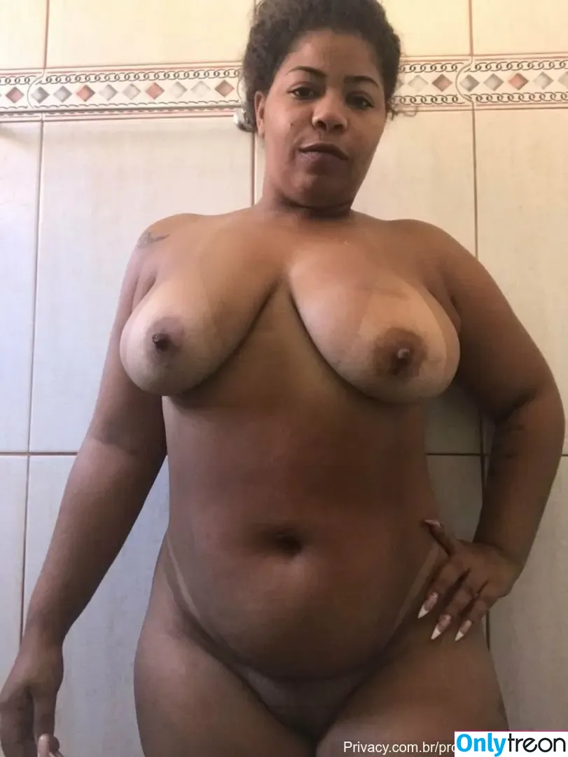 Bia Morena nude photo #0040 (BiaMorenaMG / biamorena1 / biamorena2627)