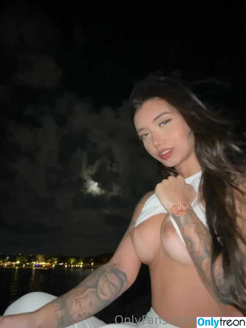 Bia Trois nude photo #0376 (musicabia)