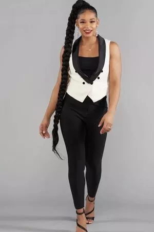 Bianca Belair / biancabelairwwe nude photo #0366
