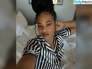 Bianca Belair / biancabelairwwe nude photo #0923