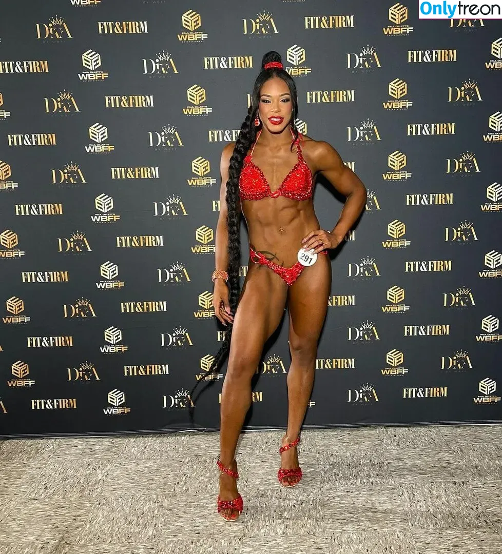 Bianca Belair nude photo #0002 (biancabelairwwe)