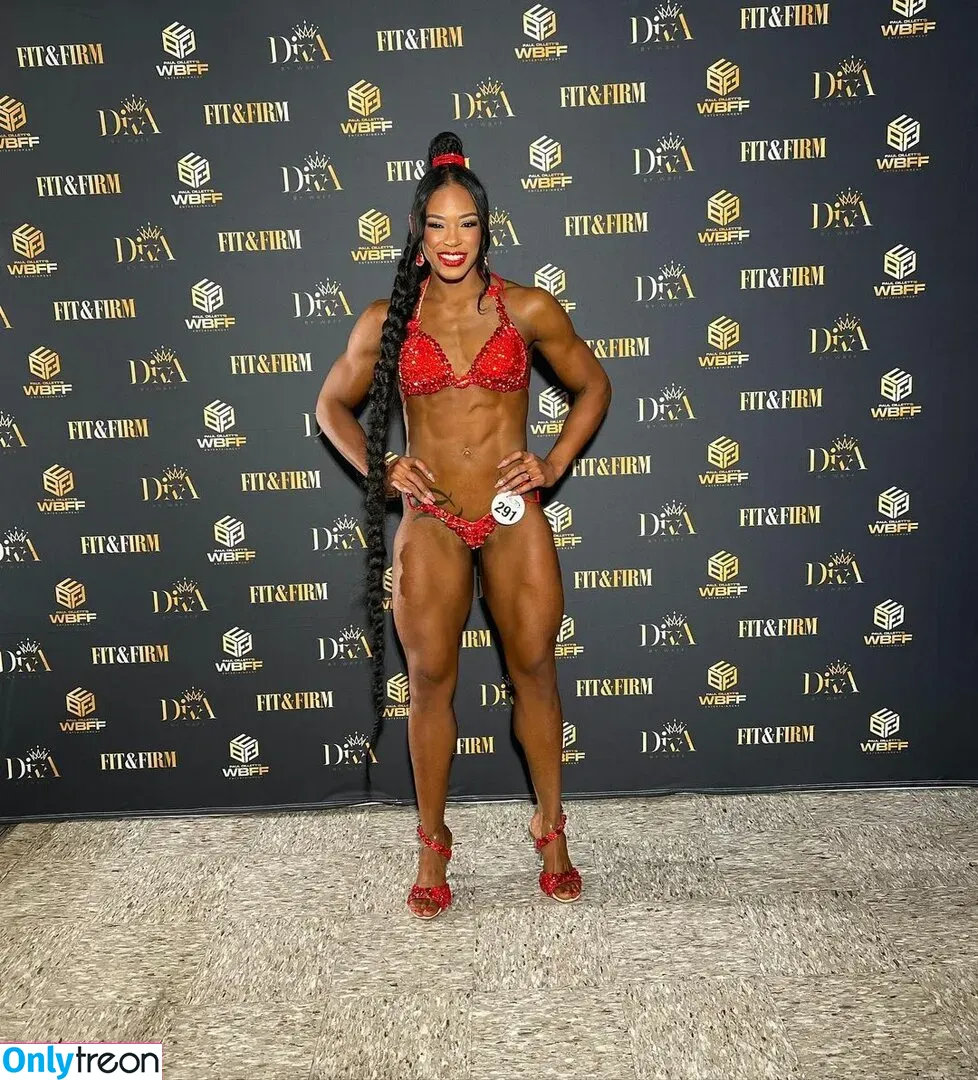Bianca Belair nude photo #0013 (biancabelairwwe)