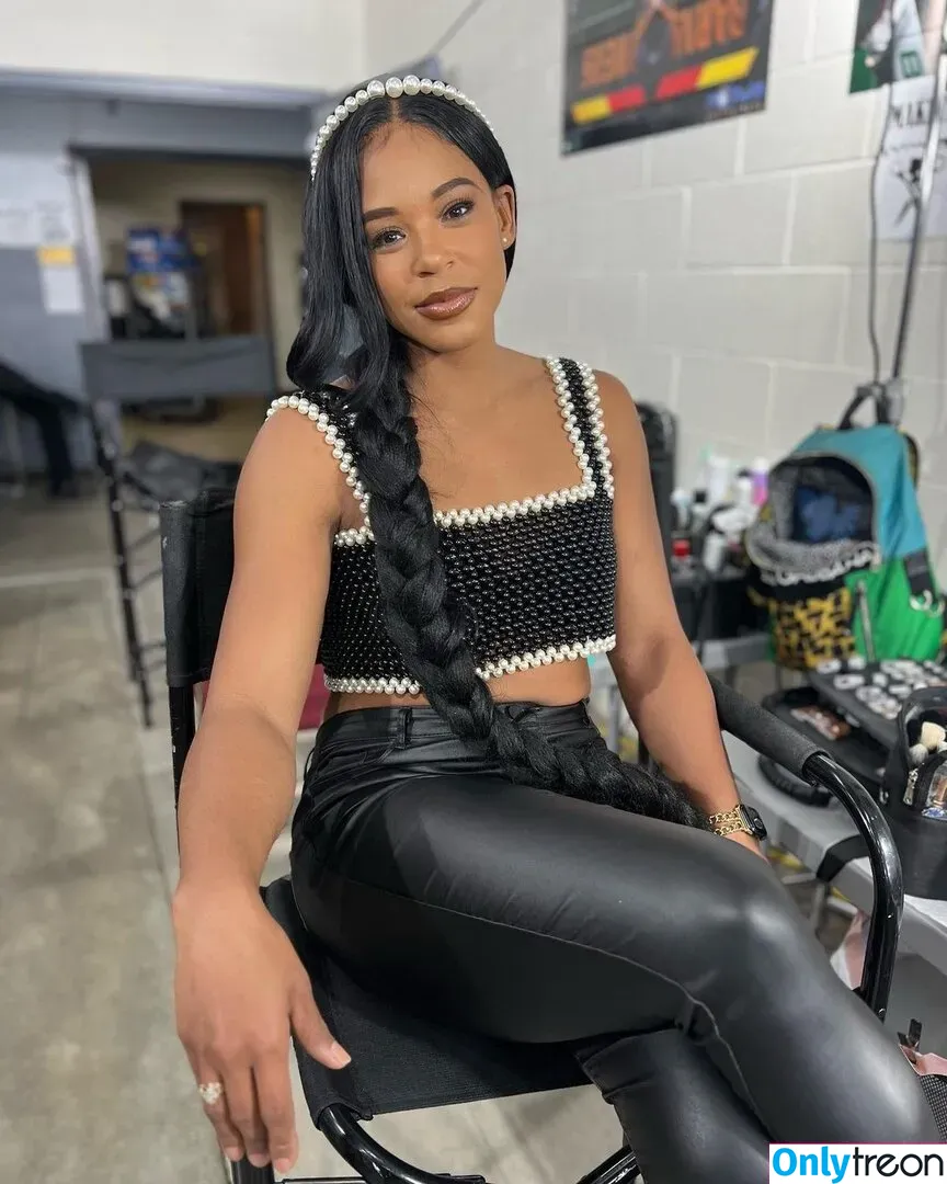Bianca Belair nude photo #0213 (biancabelairwwe)