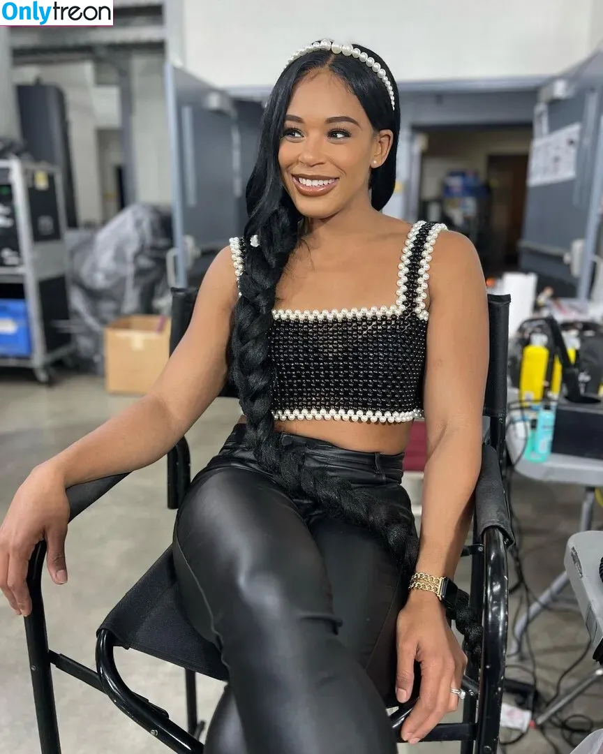 Bianca Belair nude photo #0214 (biancabelairwwe)