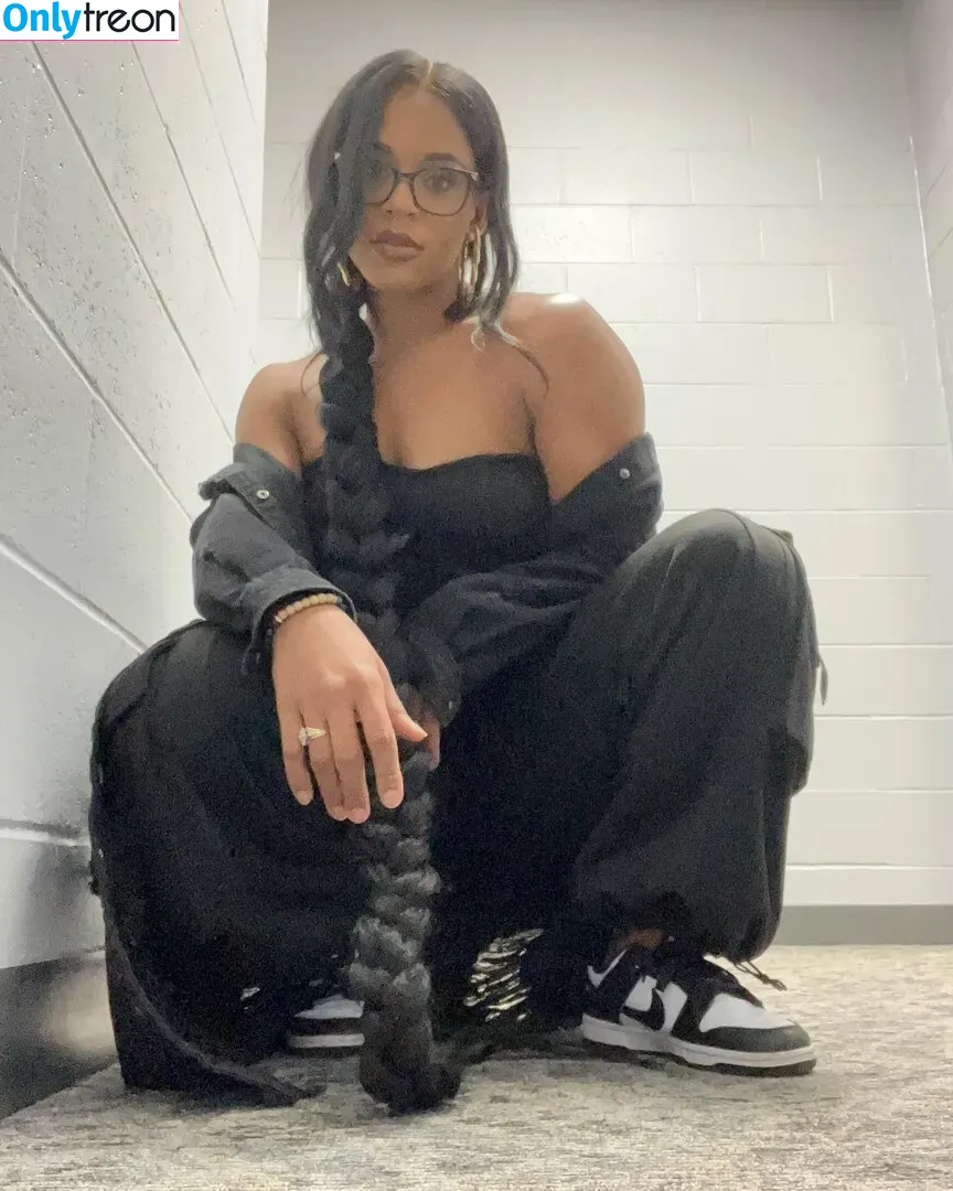 Bianca Belair nude photo #0217 (biancabelairwwe)