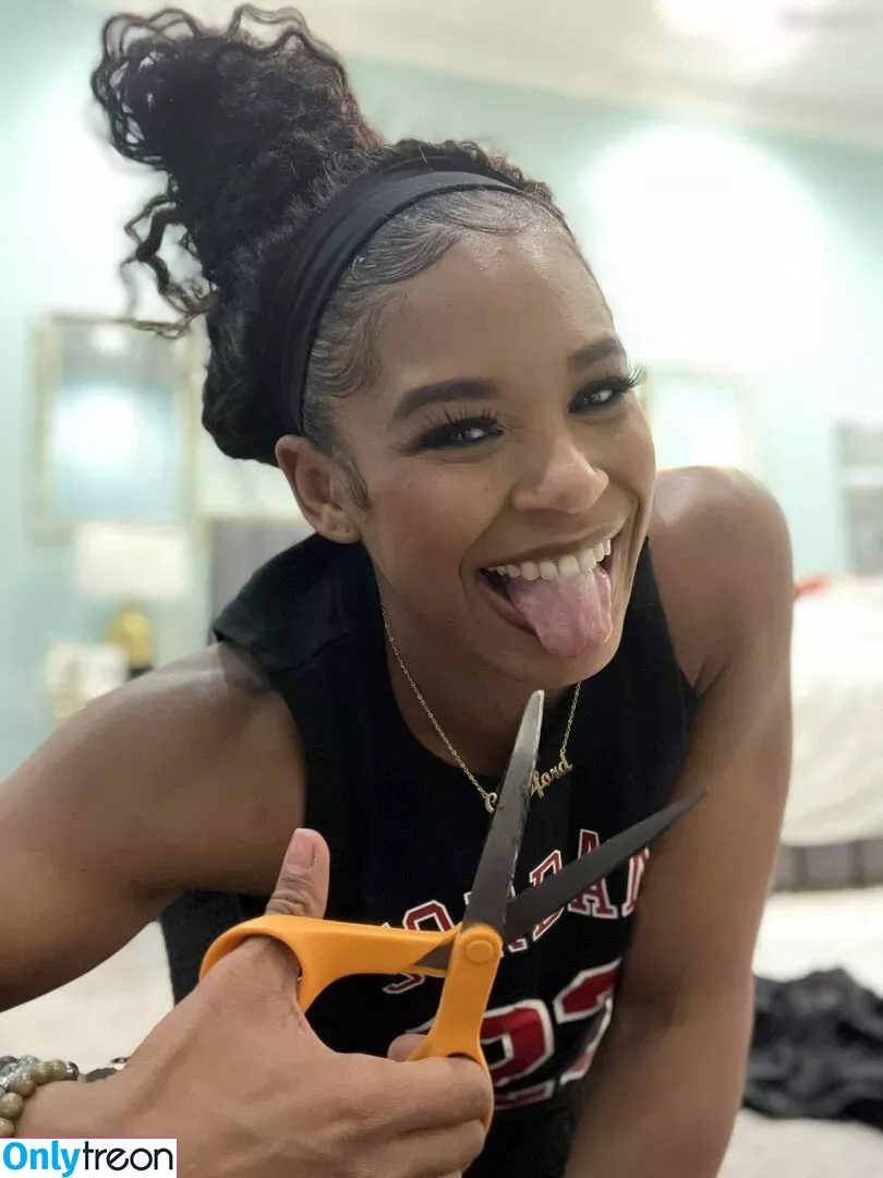 Bianca Belair nude photo #0379 (biancabelairwwe)