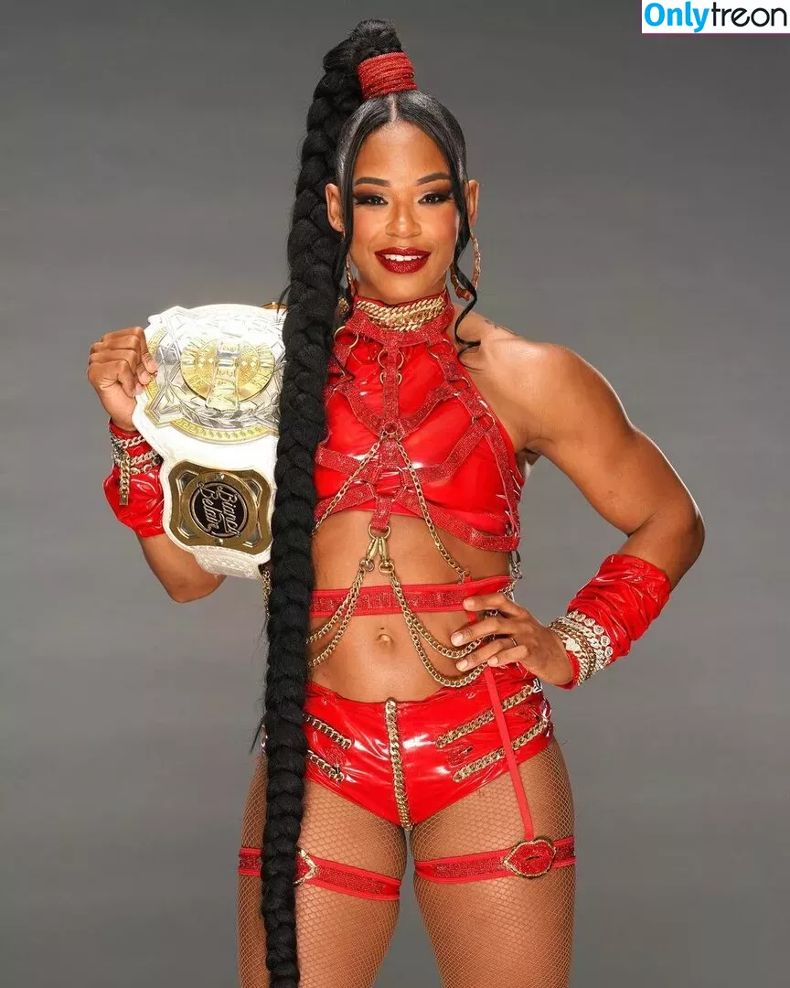 Bianca Belair nude photo #0382 (biancabelairwwe)