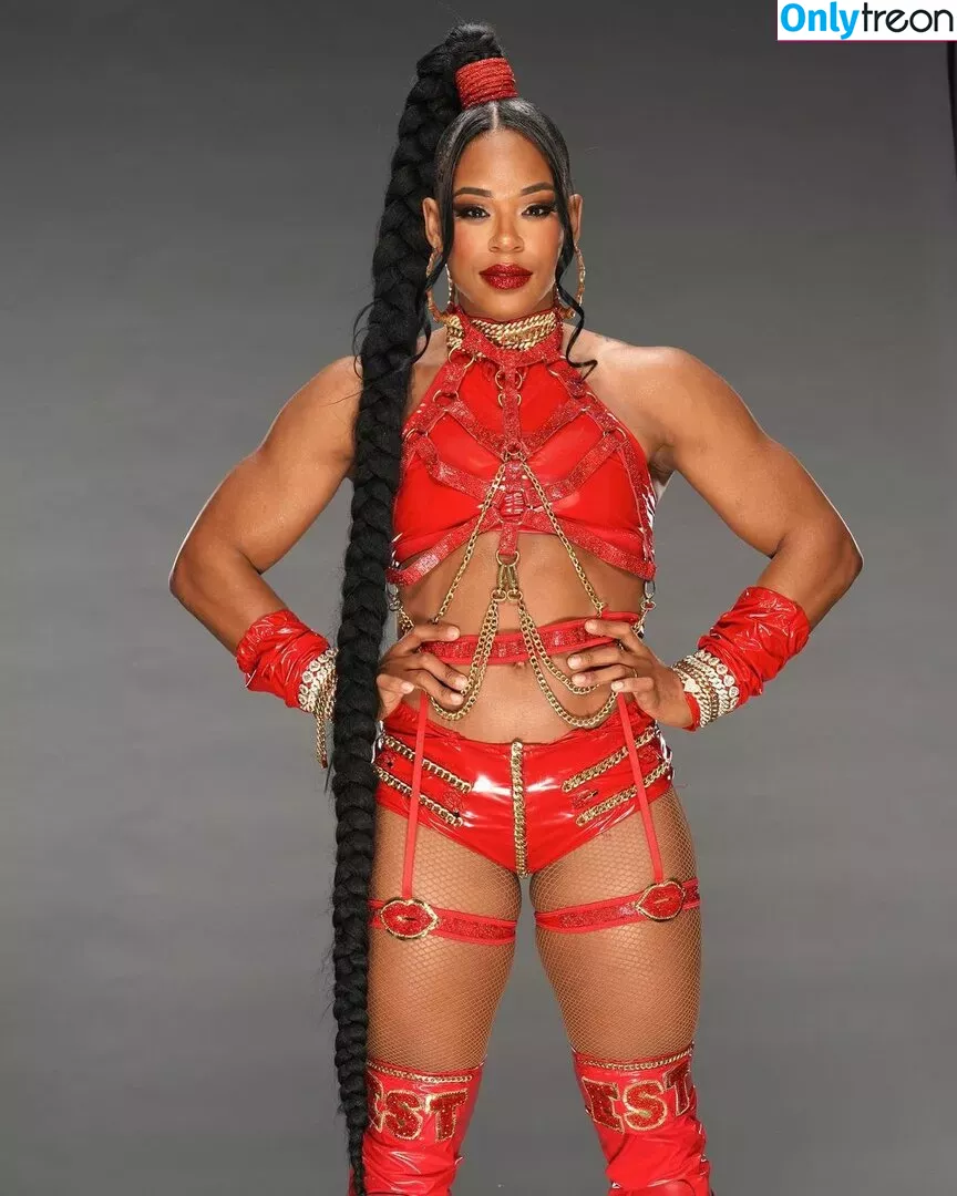 Bianca Belair nude photo #0385 (biancabelairwwe)