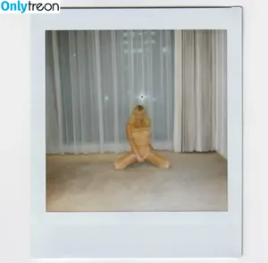 Bianca Censori / bianca.censori_official / biancacensori_official nude photo #1943