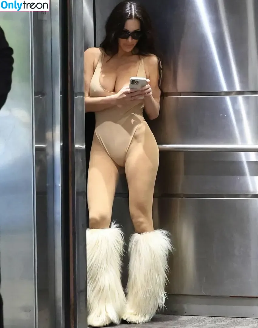 Bianca Censori nude photo #1885 (bianca.censori_official / biancacensori_official)